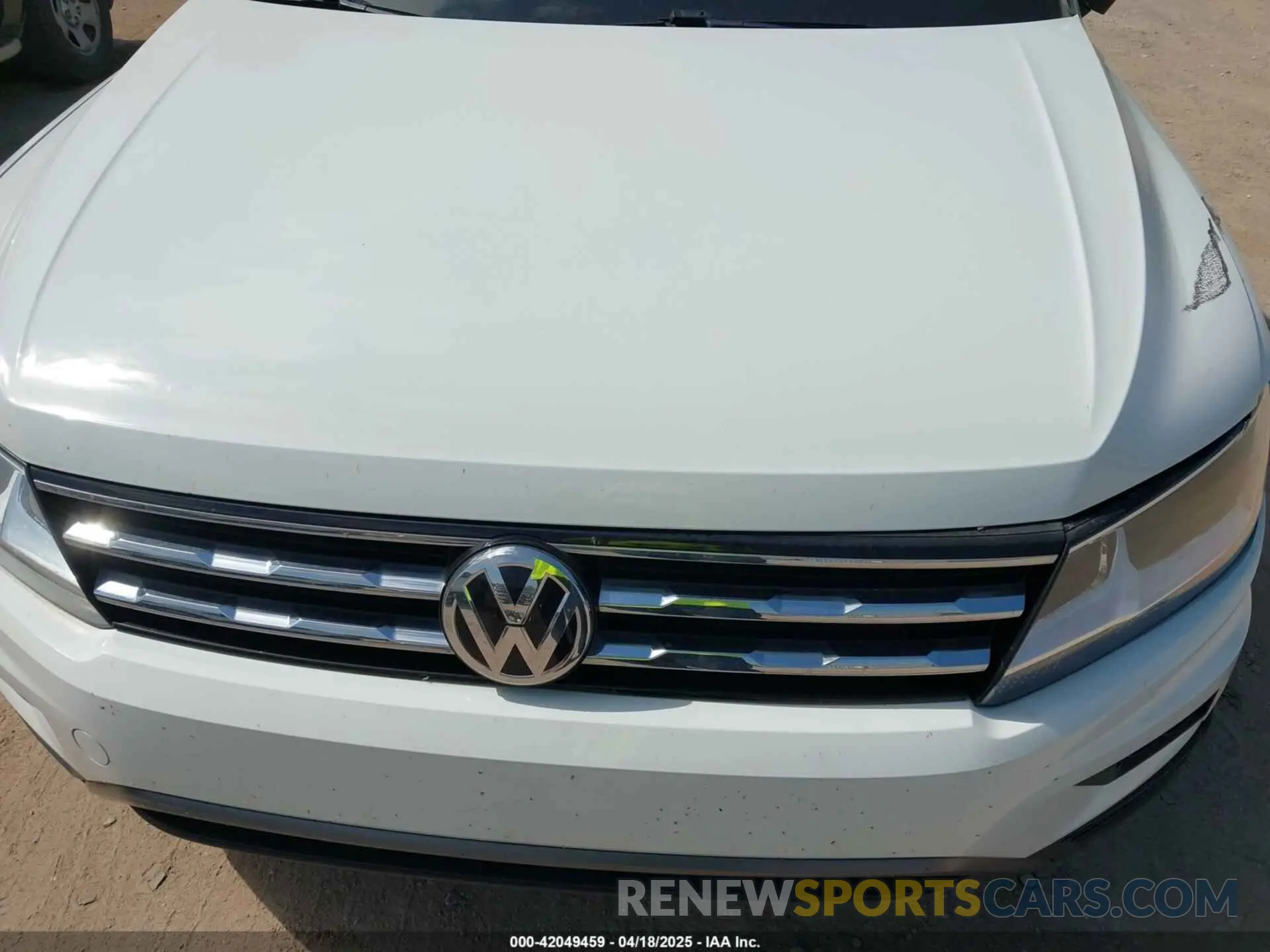 10 Photograph of a damaged car 3VV3B7AX5KM194120 VOLKSWAGEN TIGUAN 2019