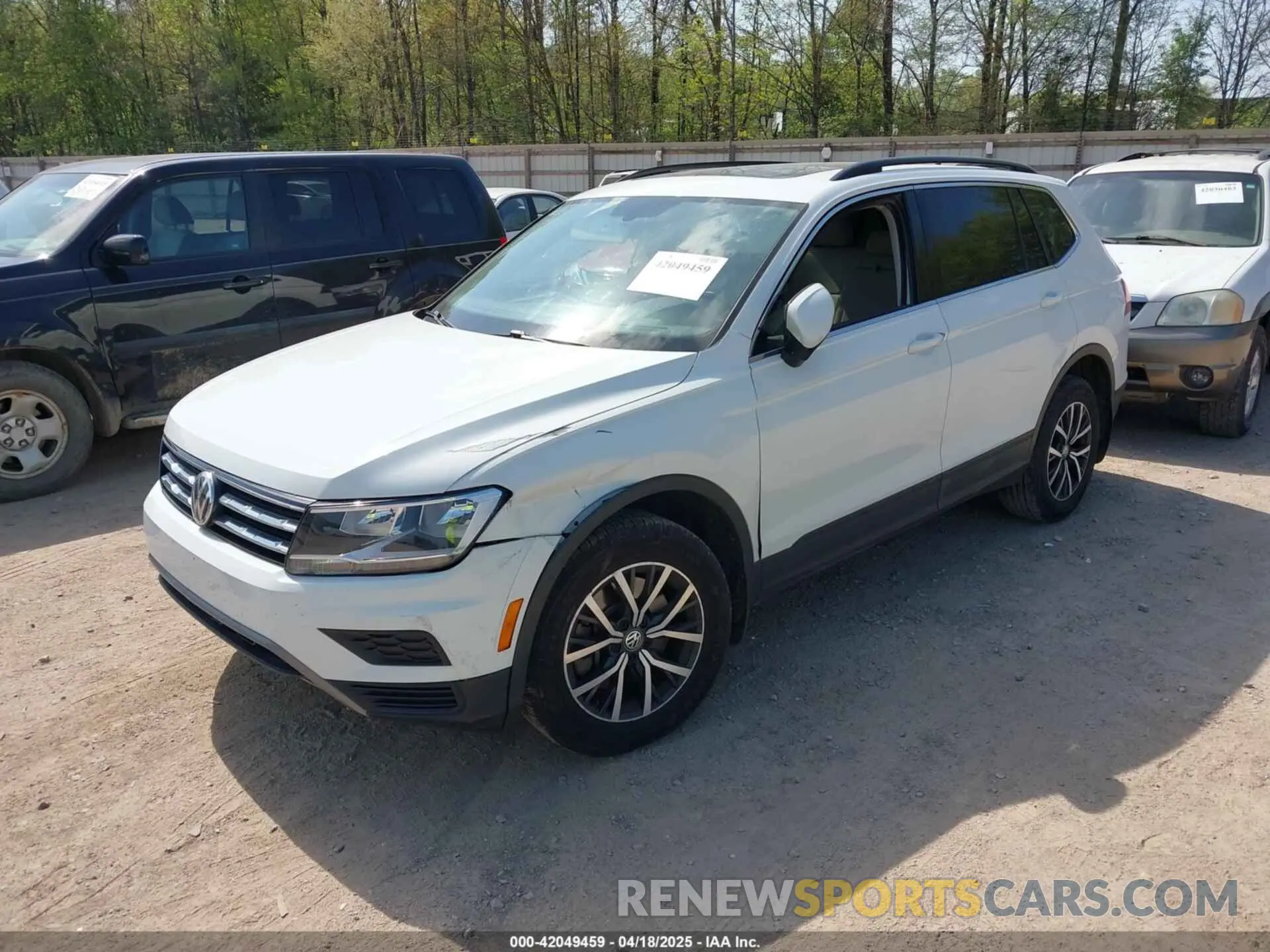 2 Photograph of a damaged car 3VV3B7AX5KM194120 VOLKSWAGEN TIGUAN 2019