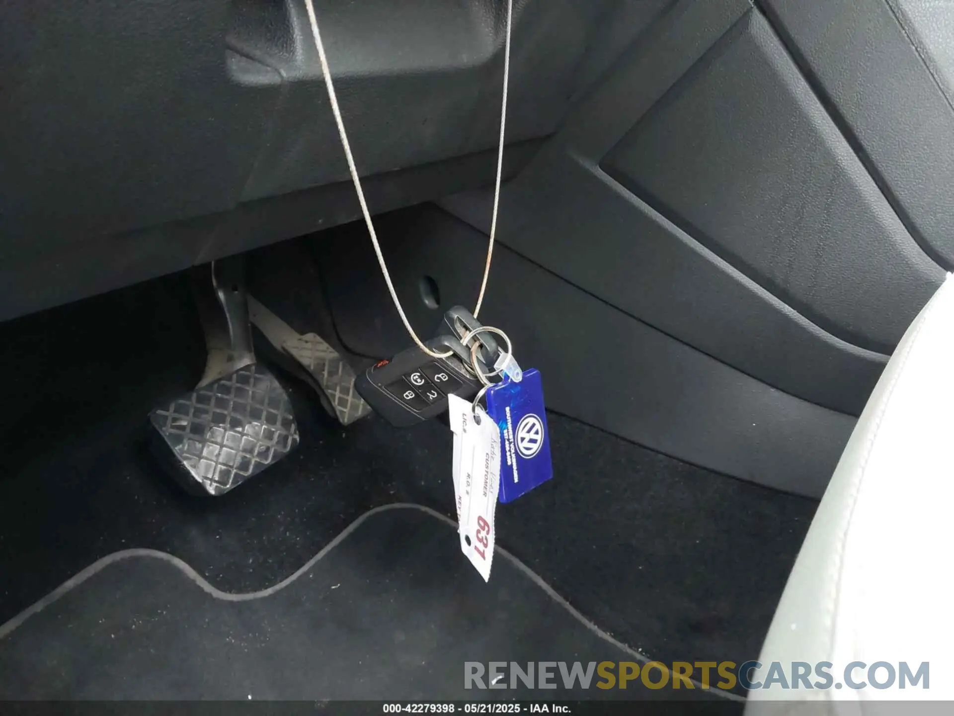 11 Photograph of a damaged car 3VV3B7AX6KM018161 VOLKSWAGEN TIGUAN 2019