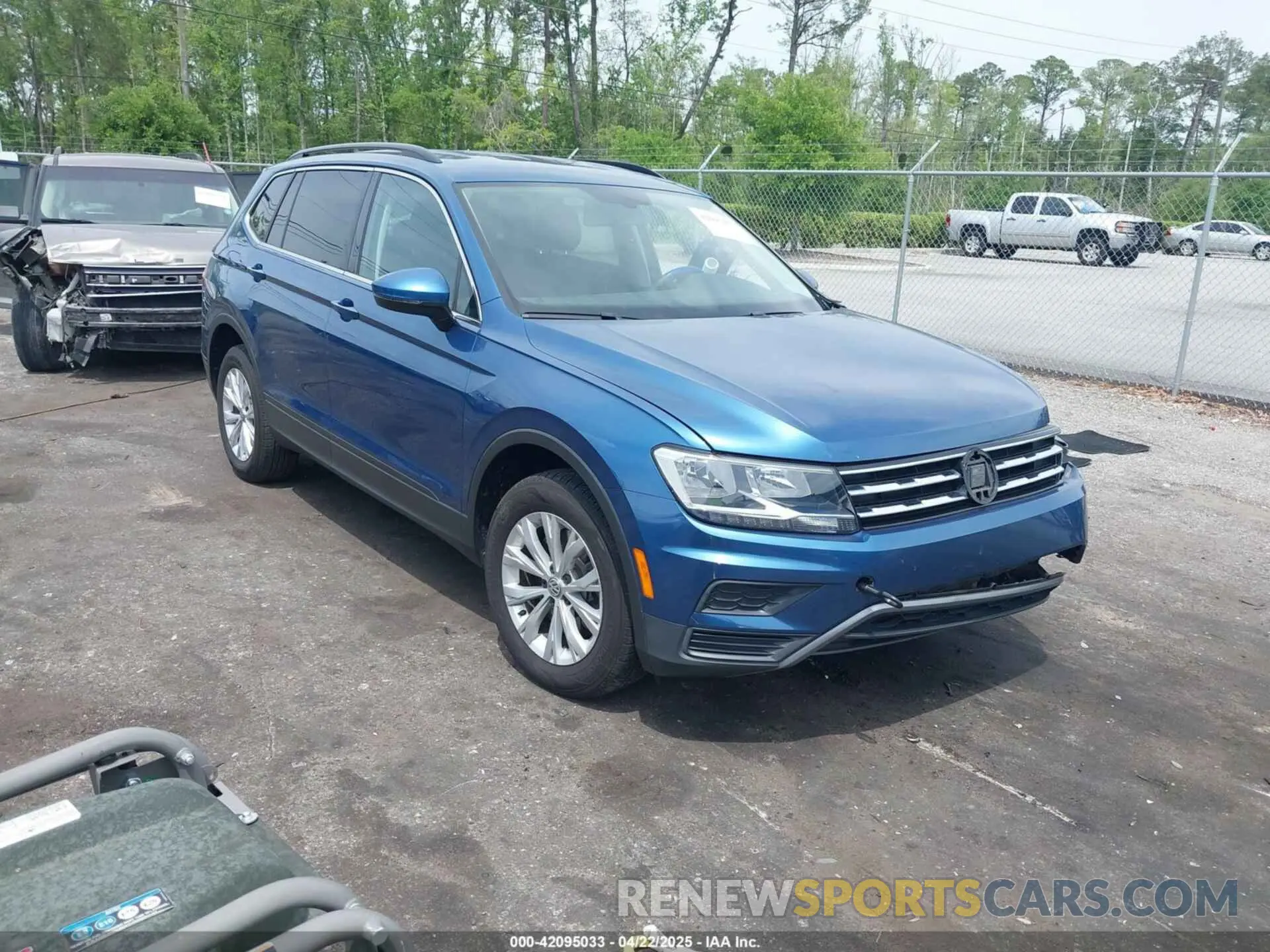 1 Photograph of a damaged car 3VV3B7AX6KM048924 VOLKSWAGEN TIGUAN 2019