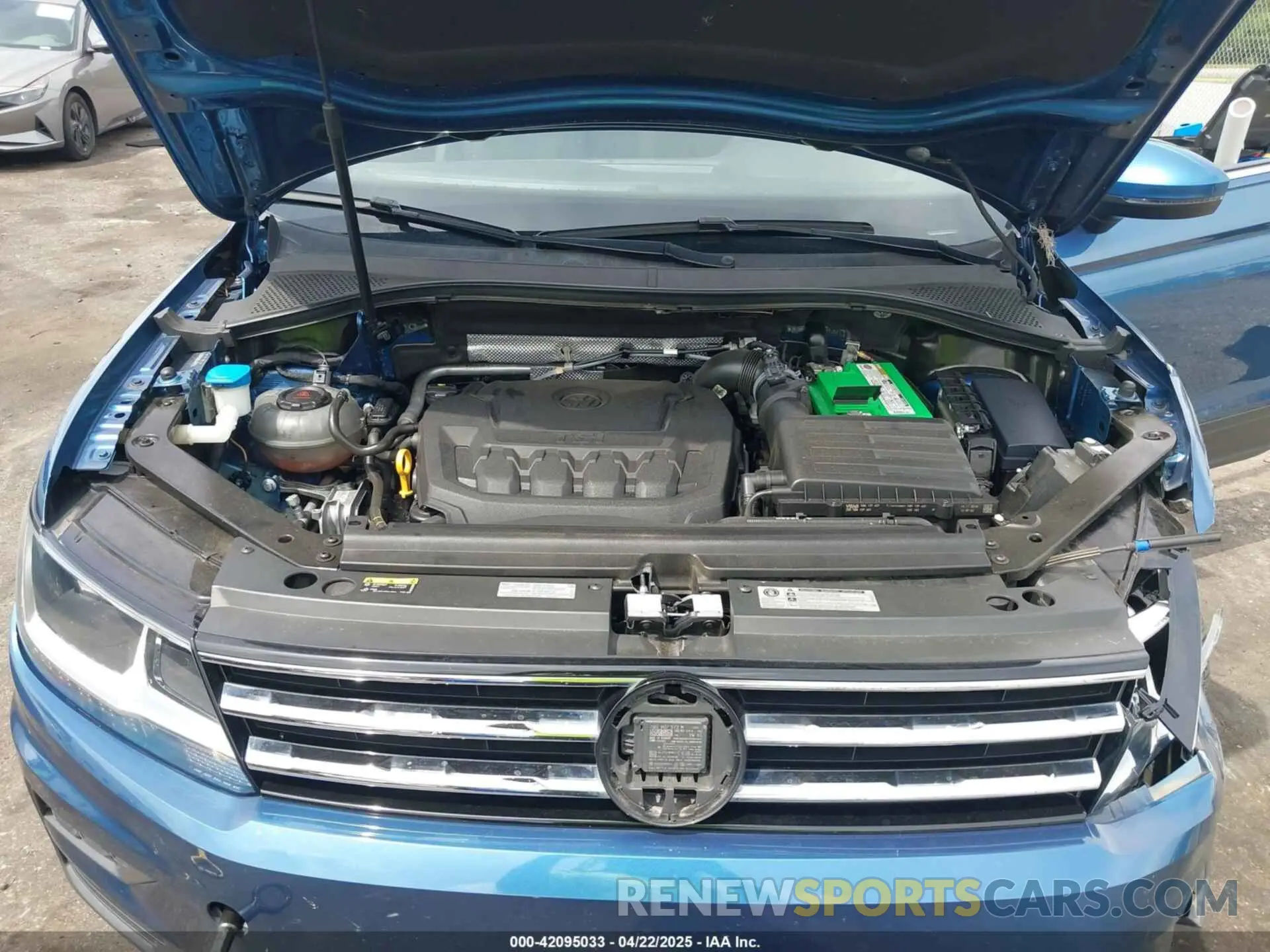 10 Photograph of a damaged car 3VV3B7AX6KM048924 VOLKSWAGEN TIGUAN 2019