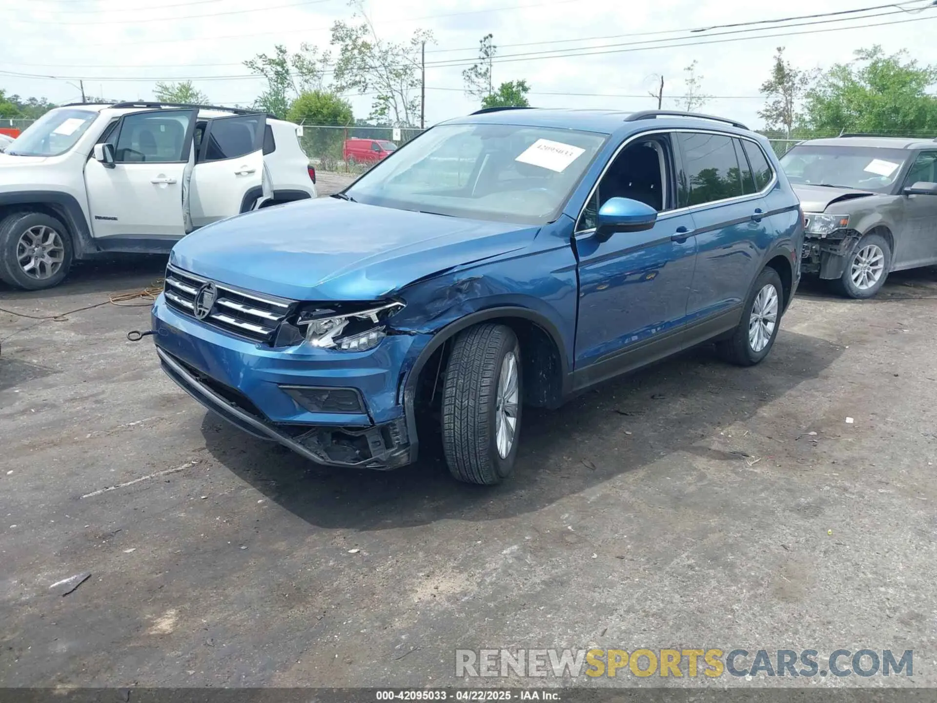 2 Photograph of a damaged car 3VV3B7AX6KM048924 VOLKSWAGEN TIGUAN 2019