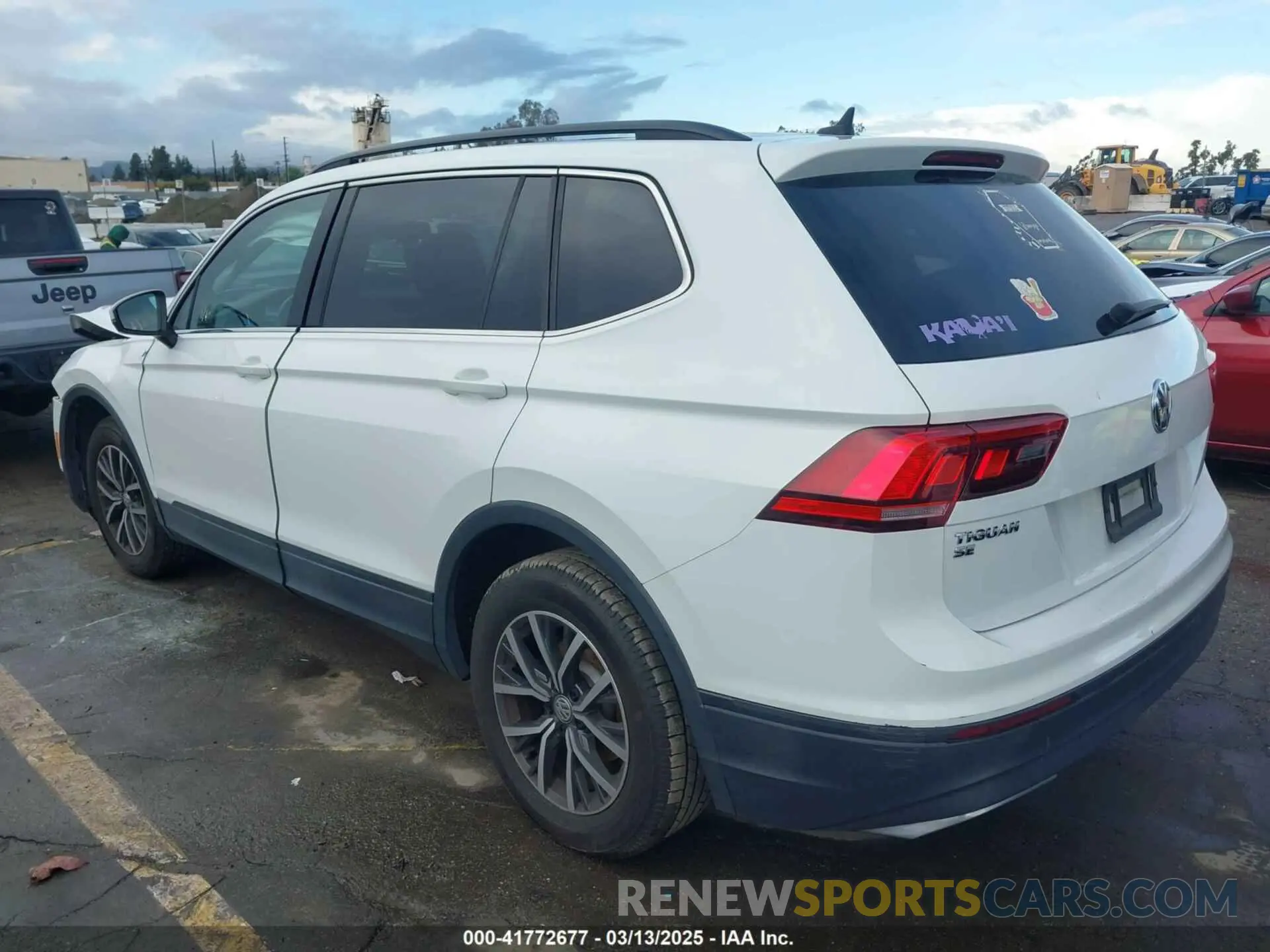 3 Photograph of a damaged car 3VV3B7AX6KM178881 VOLKSWAGEN TIGUAN 2019