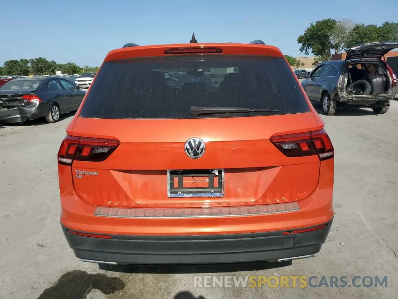 6 Photograph of a damaged car 3VV3B7AX7KM013115 VOLKSWAGEN TIGUAN 2019