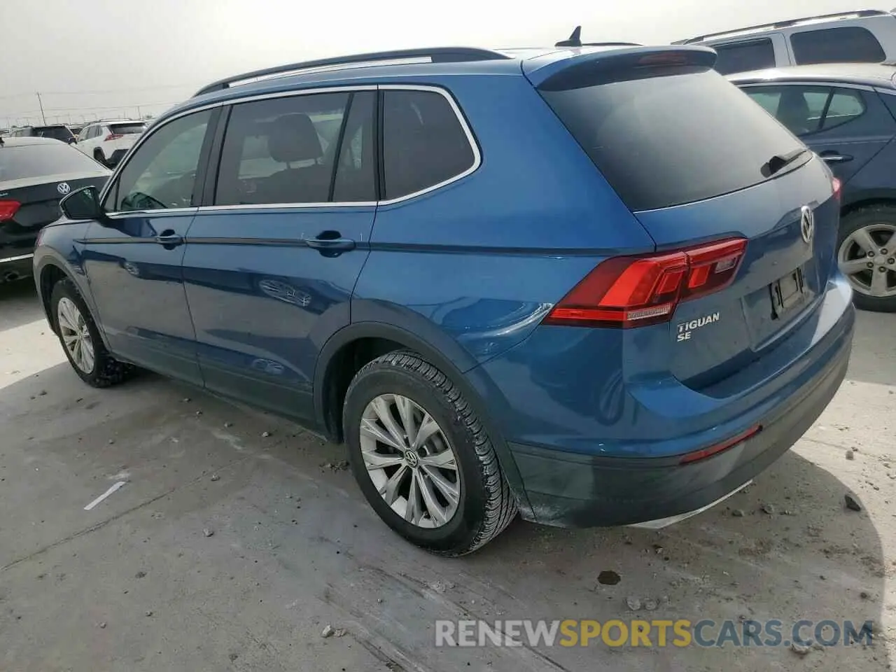 2 Photograph of a damaged car 3VV3B7AX7KM029928 VOLKSWAGEN TIGUAN 2019