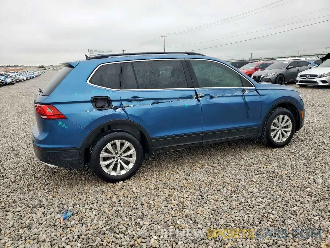 3 Photograph of a damaged car 3VV3B7AX7KM029928 VOLKSWAGEN TIGUAN 2019