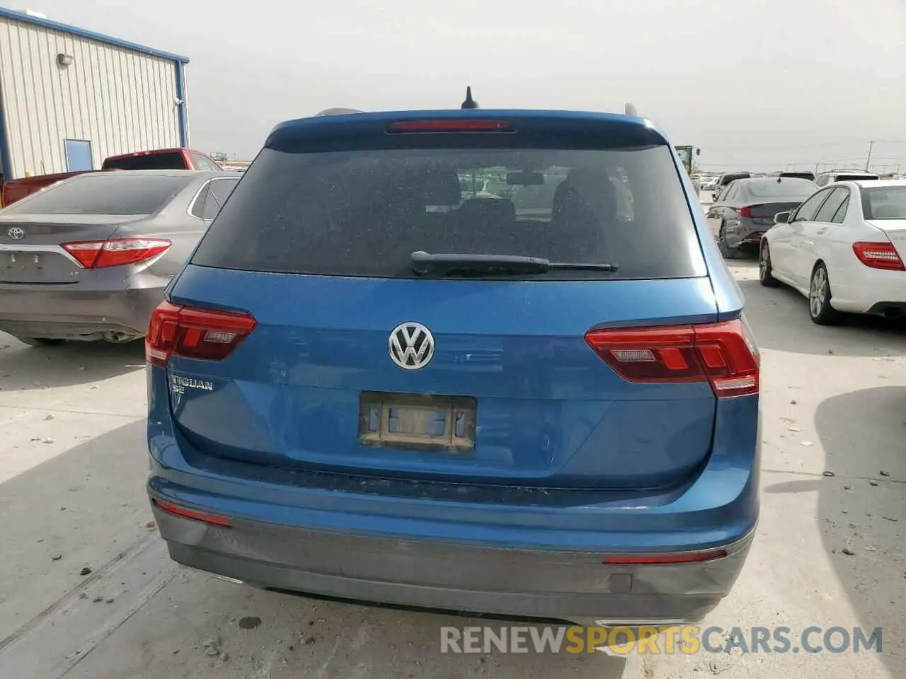 6 Photograph of a damaged car 3VV3B7AX7KM029928 VOLKSWAGEN TIGUAN 2019
