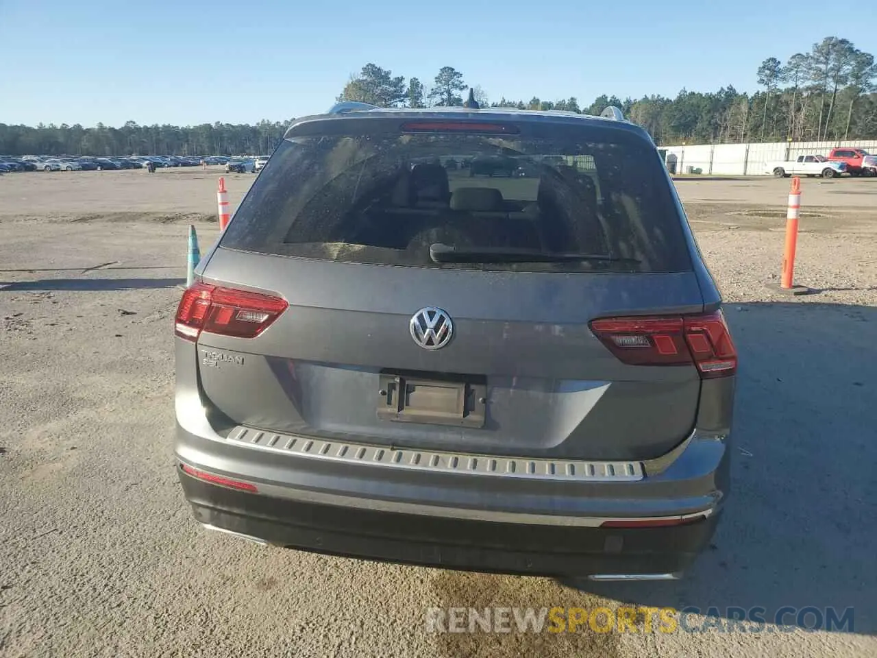6 Photograph of a damaged car 3VV3B7AX7KM042713 VOLKSWAGEN TIGUAN 2019