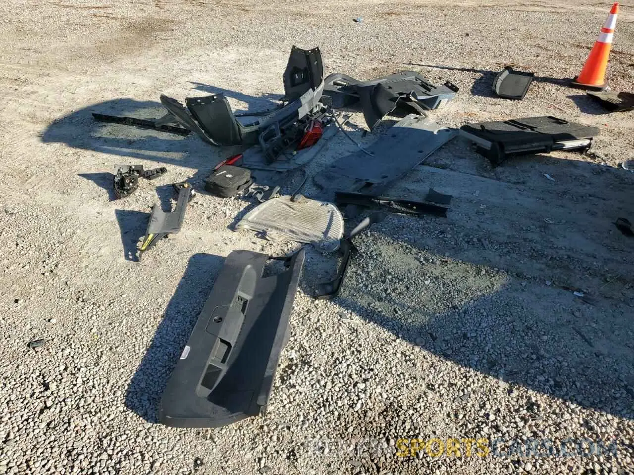 12 Photograph of a damaged car 3VV3B7AX7KM080619 VOLKSWAGEN TIGUAN 2019