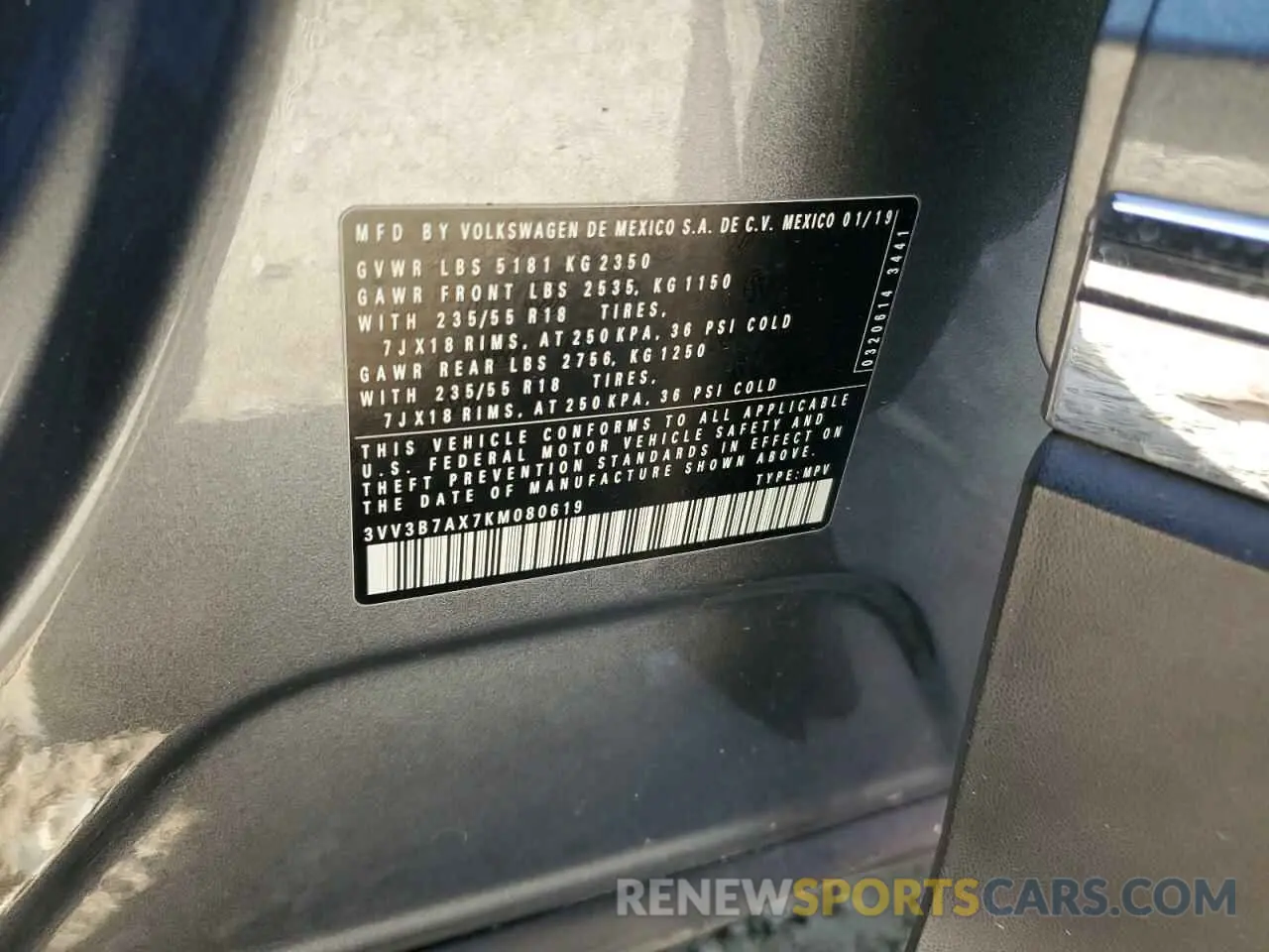 13 Photograph of a damaged car 3VV3B7AX7KM080619 VOLKSWAGEN TIGUAN 2019