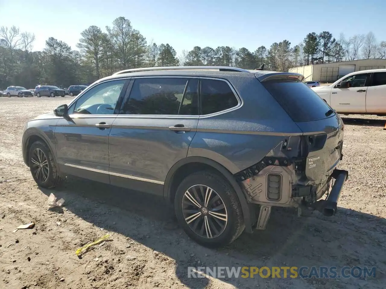 2 Photograph of a damaged car 3VV3B7AX7KM080619 VOLKSWAGEN TIGUAN 2019