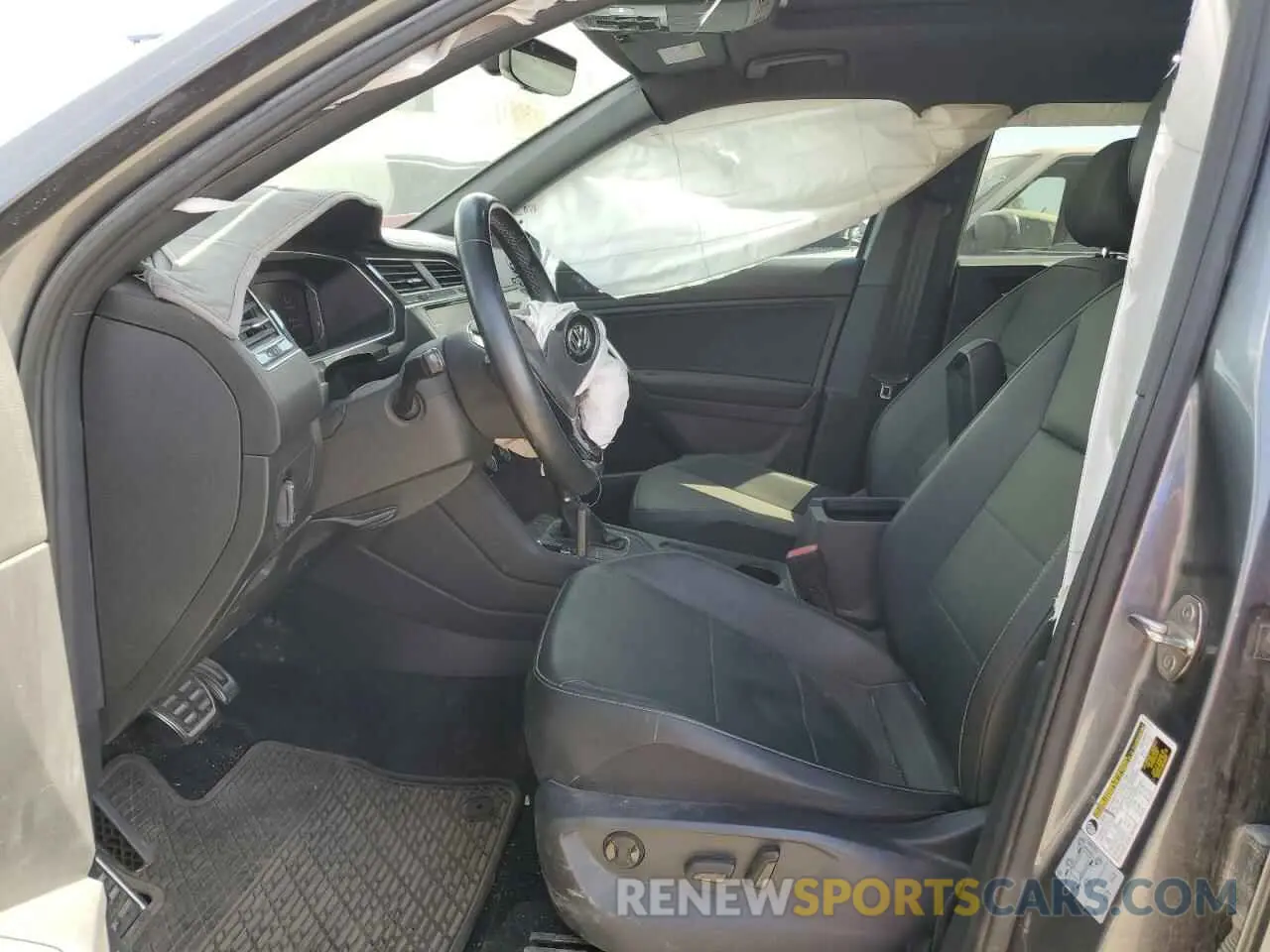 7 Photograph of a damaged car 3VV3B7AX7KM108001 VOLKSWAGEN TIGUAN 2019