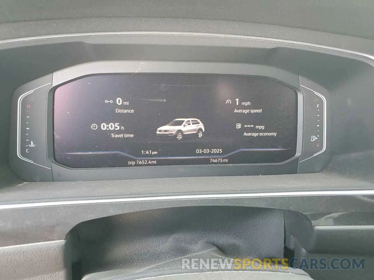 9 Photograph of a damaged car 3VV3B7AX7KM108001 VOLKSWAGEN TIGUAN 2019