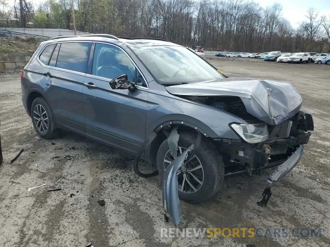 4 Photograph of a damaged car 3VV3B7AX8KM068074 VOLKSWAGEN TIGUAN 2019