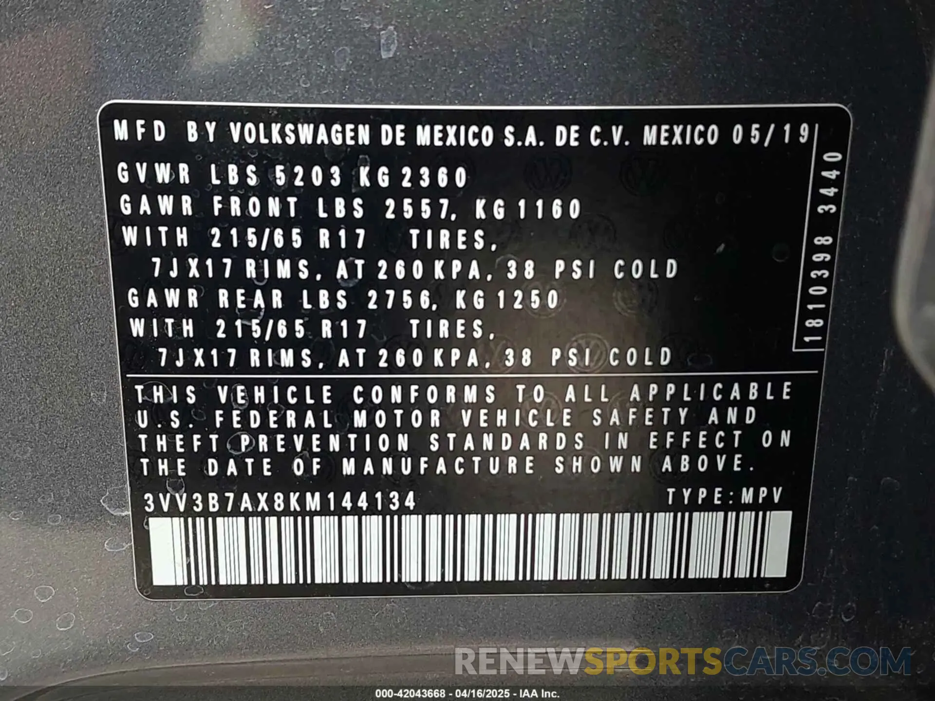 9 Photograph of a damaged car 3VV3B7AX8KM144134 VOLKSWAGEN TIGUAN 2019