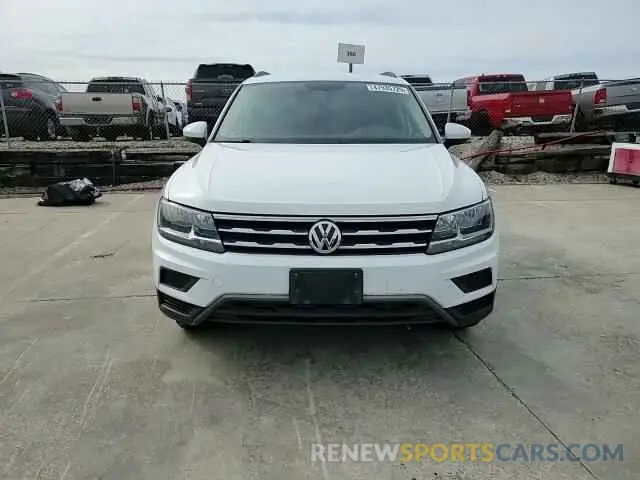 11 Photograph of a damaged car 3VV3B7AX8KM190742 VOLKSWAGEN TIGUAN 2019