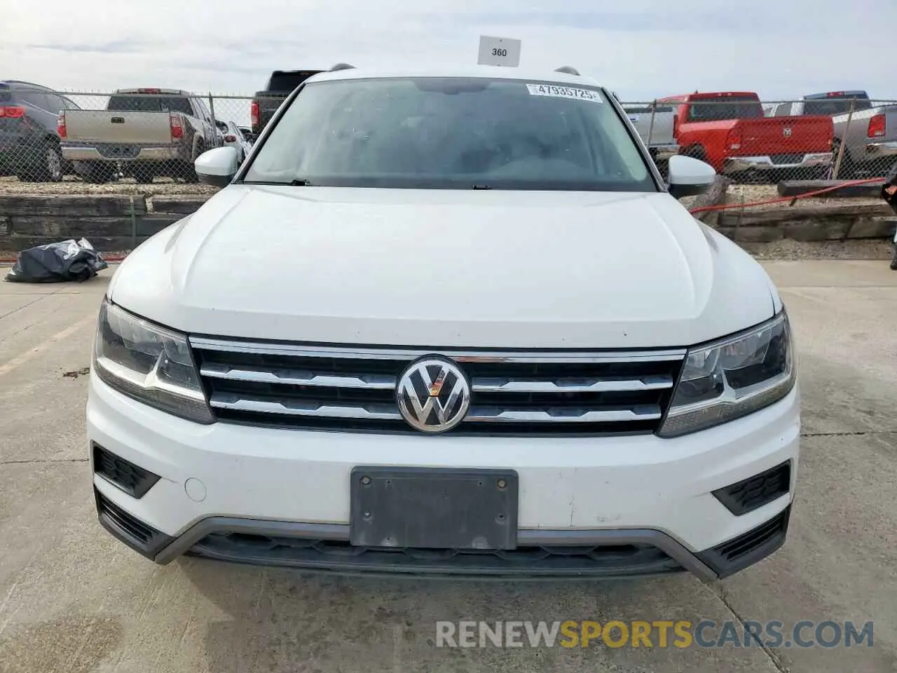 5 Photograph of a damaged car 3VV3B7AX8KM190742 VOLKSWAGEN TIGUAN 2019