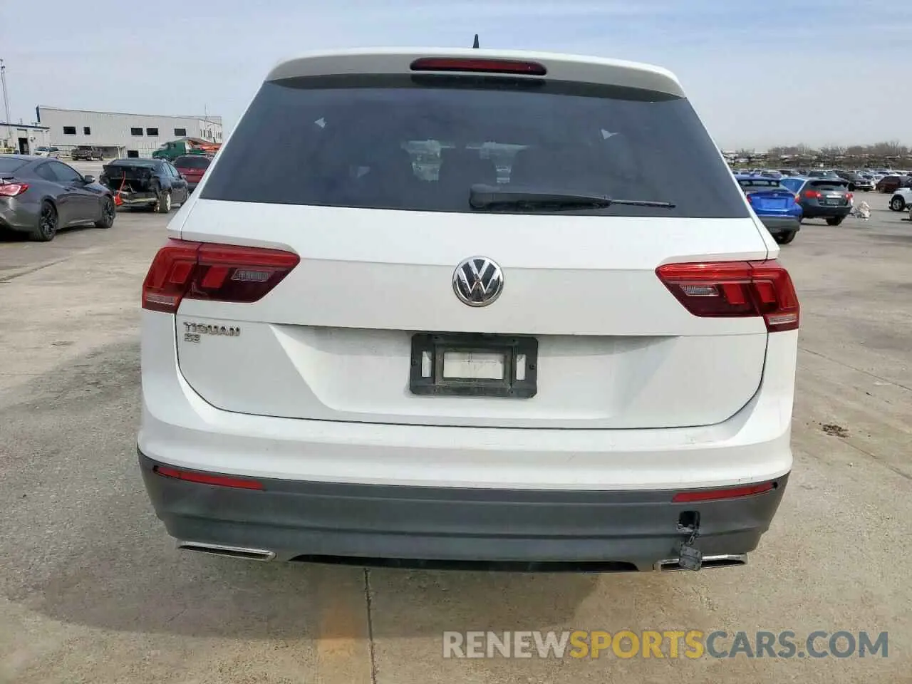 6 Photograph of a damaged car 3VV3B7AX8KM190742 VOLKSWAGEN TIGUAN 2019