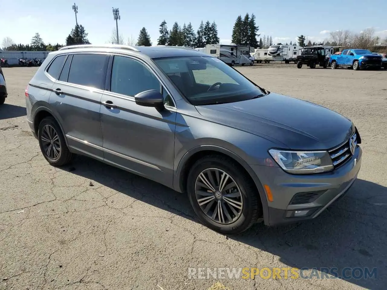 4 Photograph of a damaged car 3VV3B7AX8KM200315 VOLKSWAGEN TIGUAN 2019