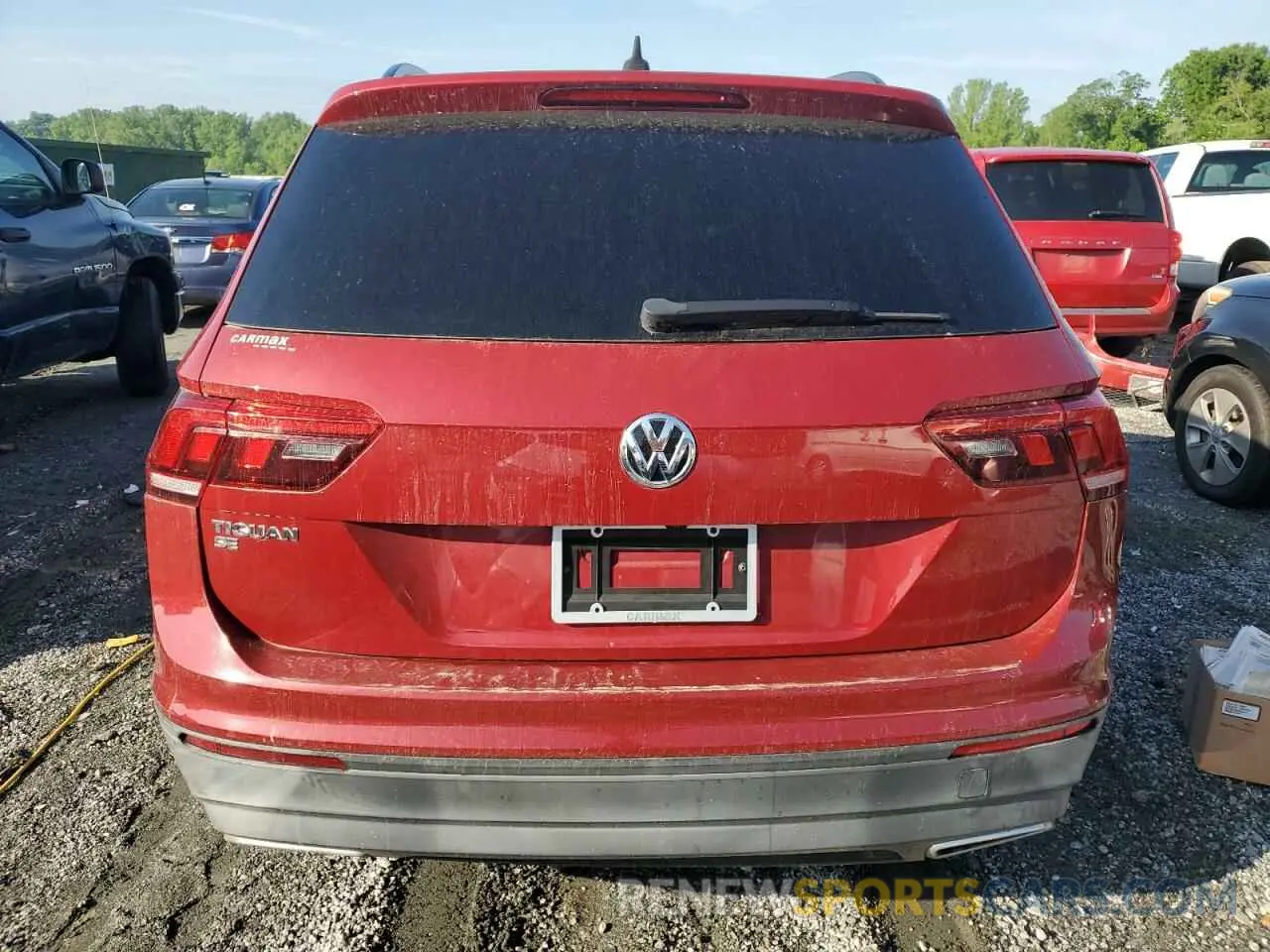 6 Photograph of a damaged car 3VV3B7AX9KM018445 VOLKSWAGEN TIGUAN 2019