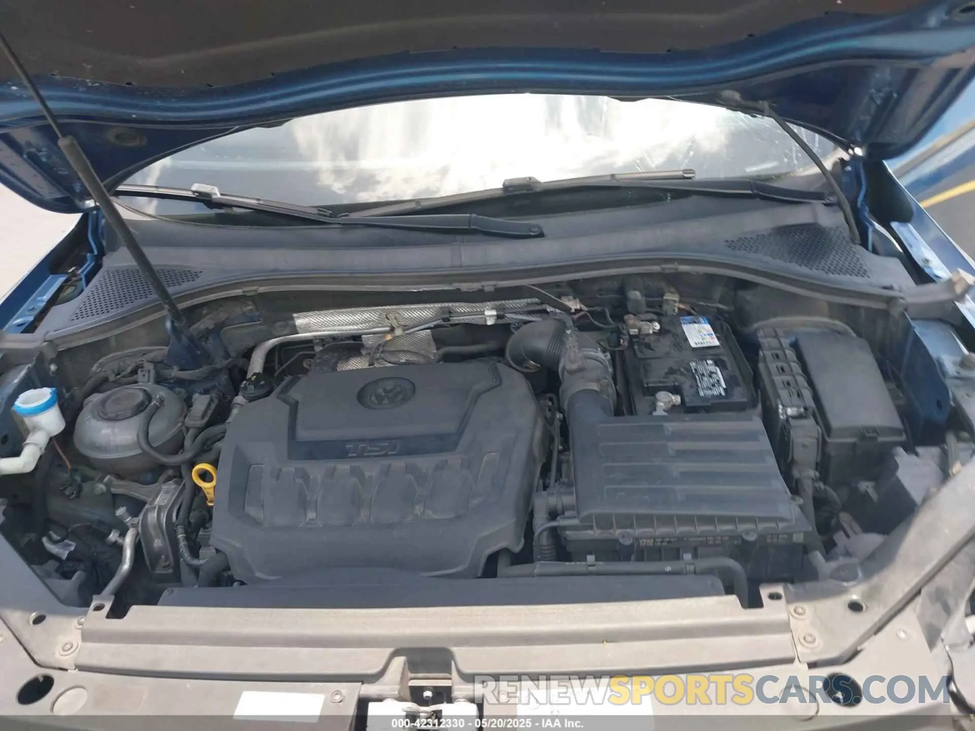 10 Photograph of a damaged car 3VV3B7AX9KM057438 VOLKSWAGEN TIGUAN 2019
