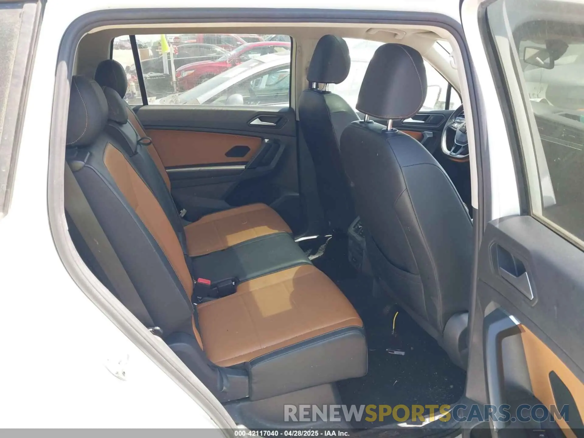 8 Photograph of a damaged car 3VV3B7AX9KM189485 VOLKSWAGEN TIGUAN 2019