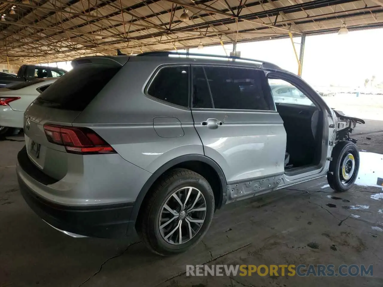 3 Photograph of a damaged car 3VV3B7AXXKM162862 VOLKSWAGEN TIGUAN 2019