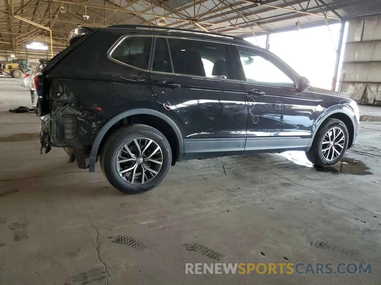 3 Photograph of a damaged car 3VV3B7AXXKM172744 VOLKSWAGEN TIGUAN 2019