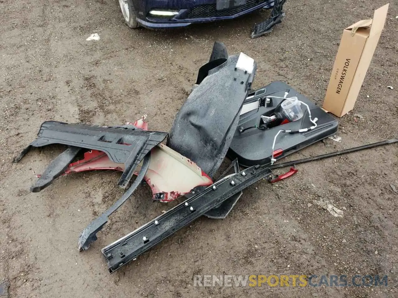 13 Photograph of a damaged car 3VV4B7AX0KM037728 VOLKSWAGEN TIGUAN 2019