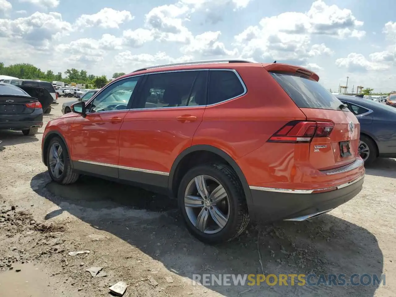 2 Photograph of a damaged car 3VV4B7AX0KM113139 VOLKSWAGEN TIGUAN 2019
