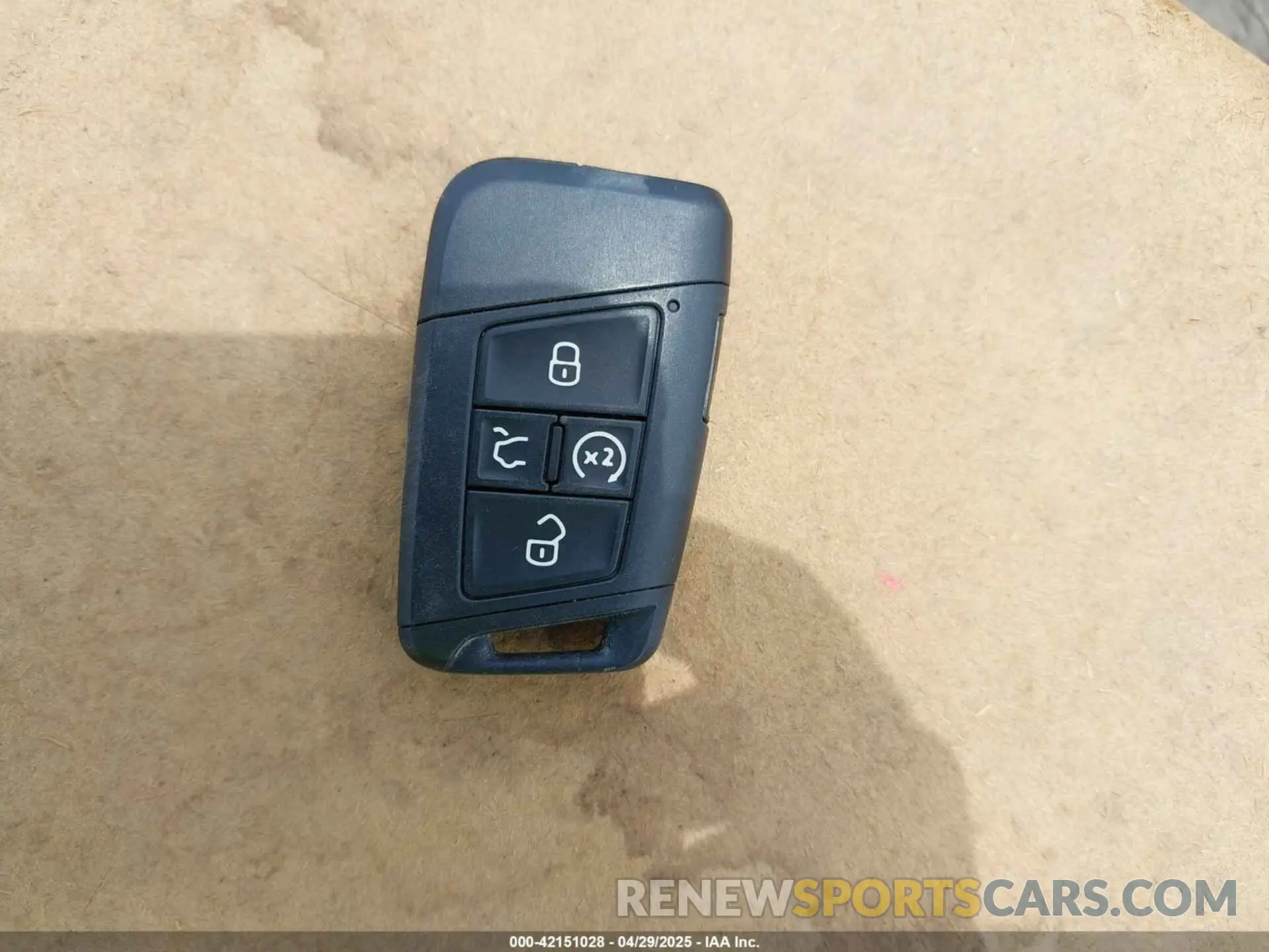 11 Photograph of a damaged car 3VV4B7AX0KM116641 VOLKSWAGEN TIGUAN 2019
