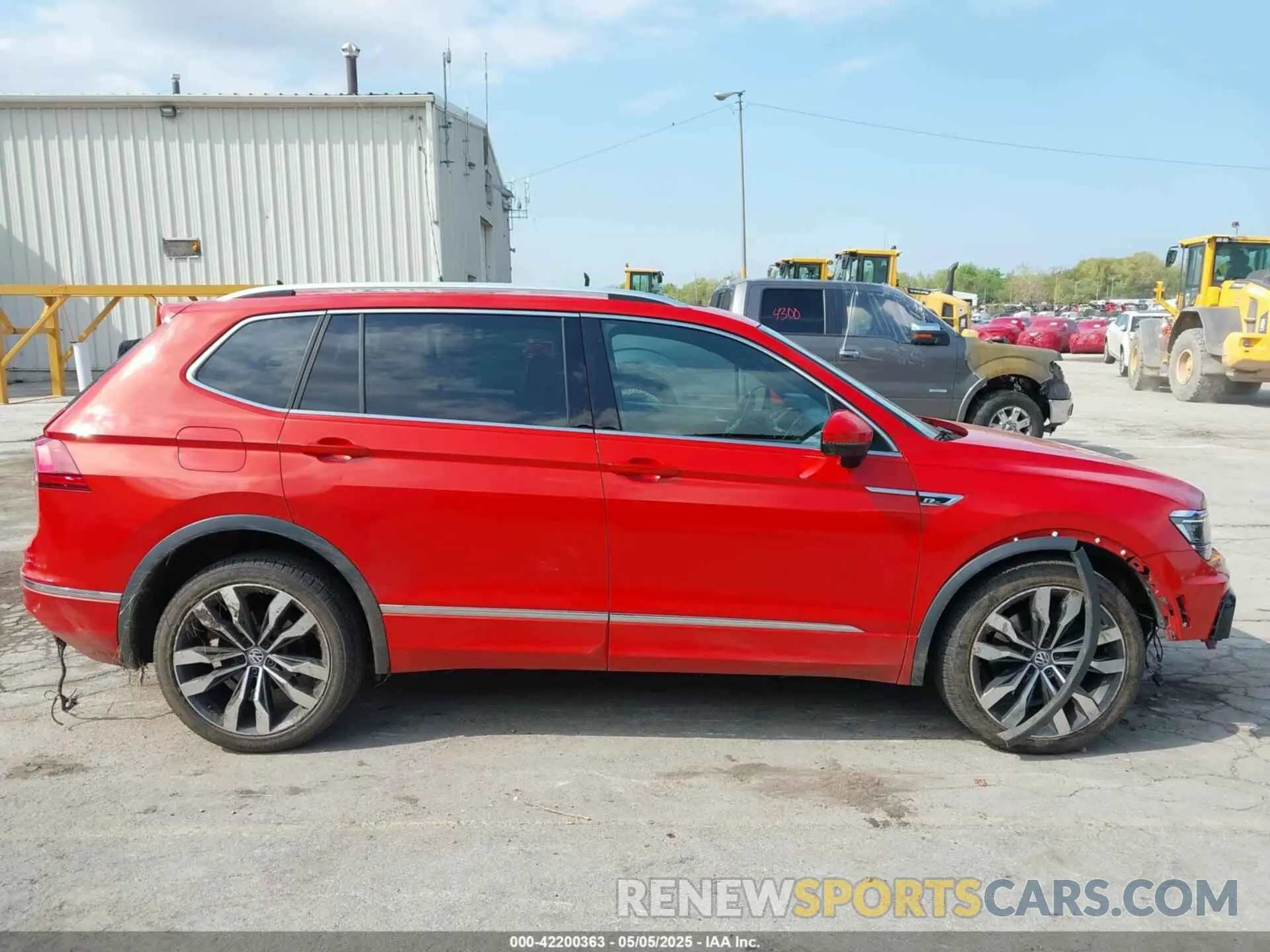 14 Photograph of a damaged car 3VV4B7AX1KM020808 VOLKSWAGEN TIGUAN 2019