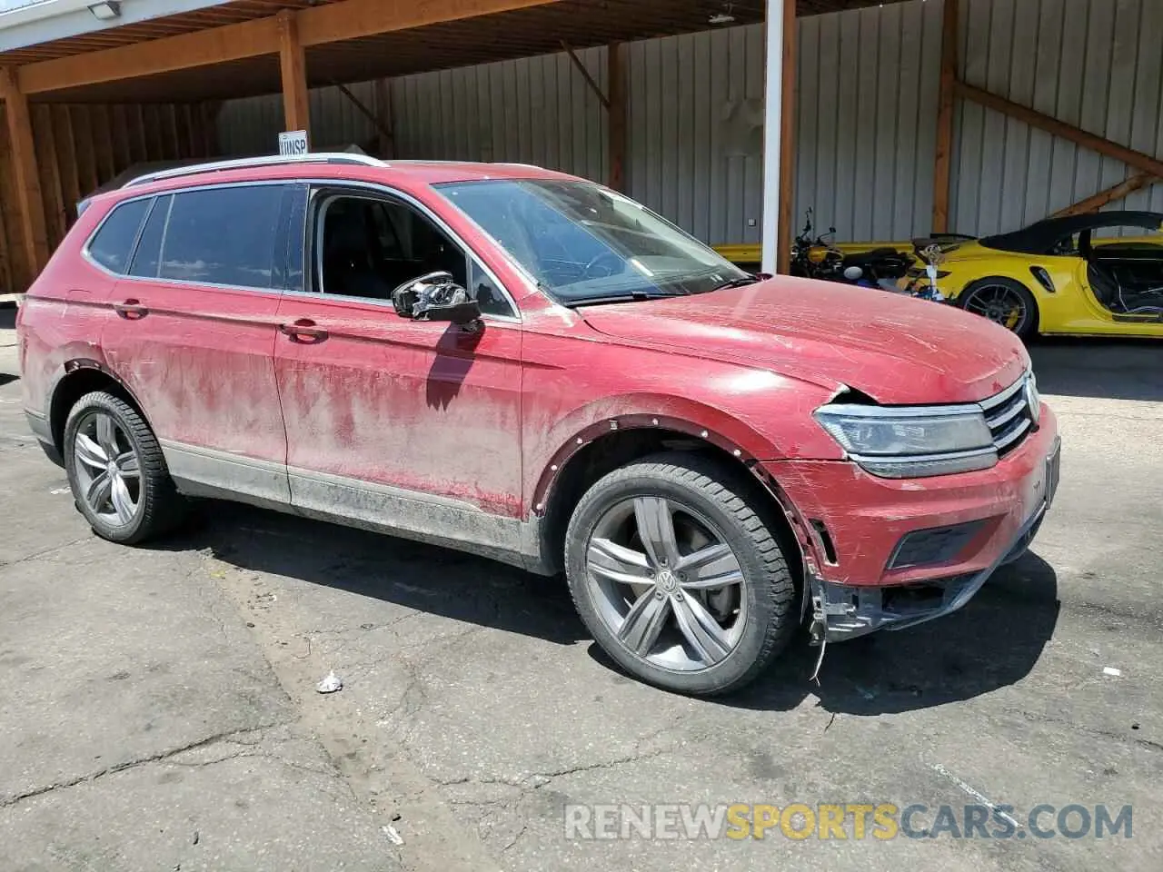 4 Photograph of a damaged car 3VV4B7AX2KM123607 VOLKSWAGEN TIGUAN 2019