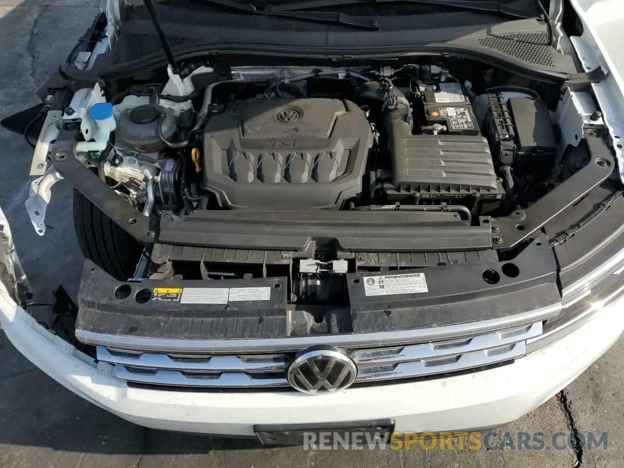 11 Photograph of a damaged car 3VV4B7AX4KM040602 VOLKSWAGEN TIGUAN 2019