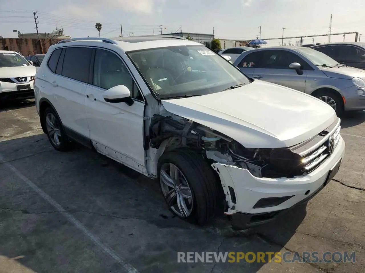 4 Photograph of a damaged car 3VV4B7AX4KM040602 VOLKSWAGEN TIGUAN 2019