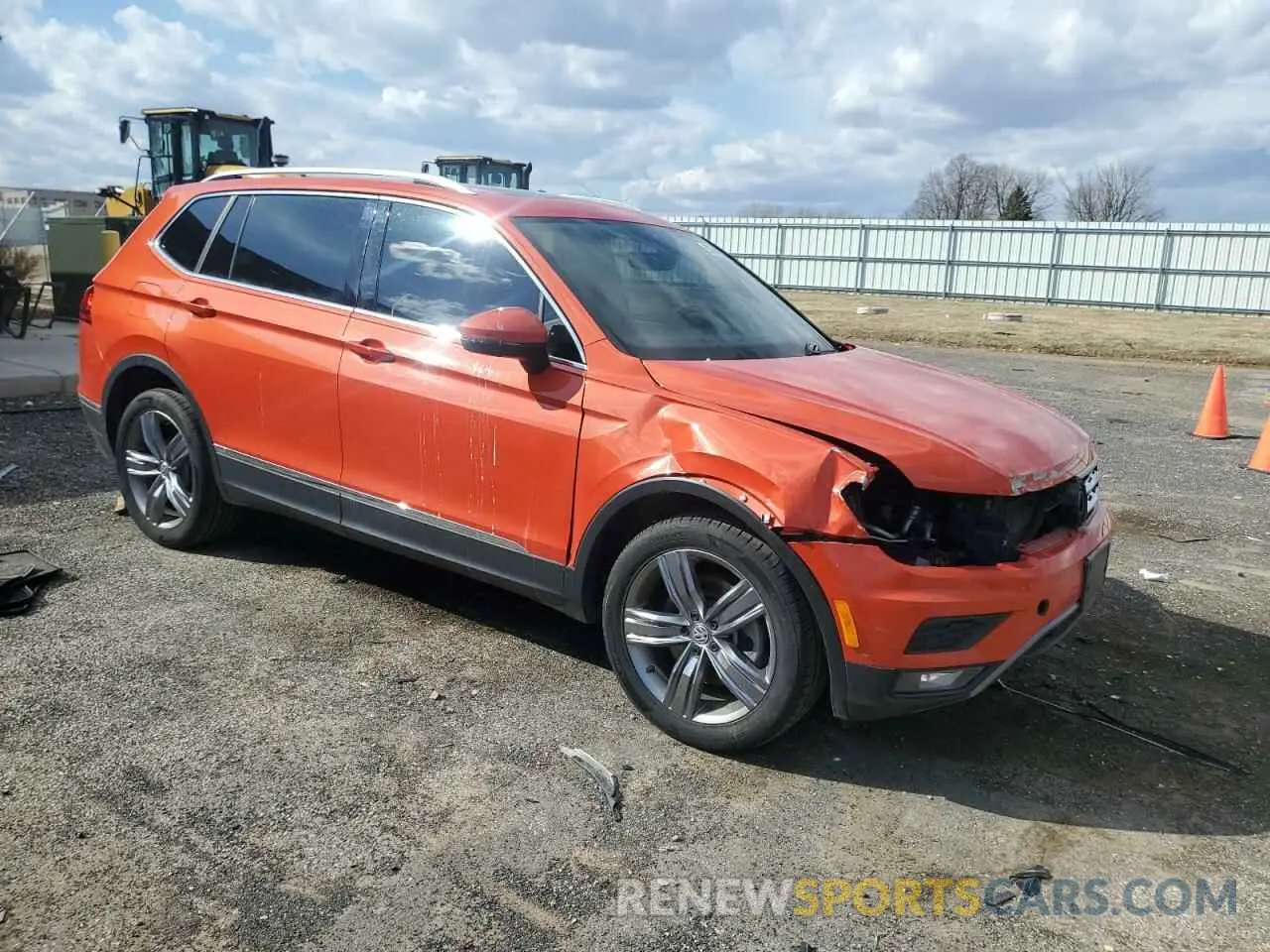 4 Photograph of a damaged car 3VV4B7AX4KM126301 VOLKSWAGEN TIGUAN 2019