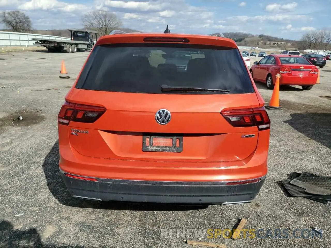 6 Photograph of a damaged car 3VV4B7AX4KM126301 VOLKSWAGEN TIGUAN 2019