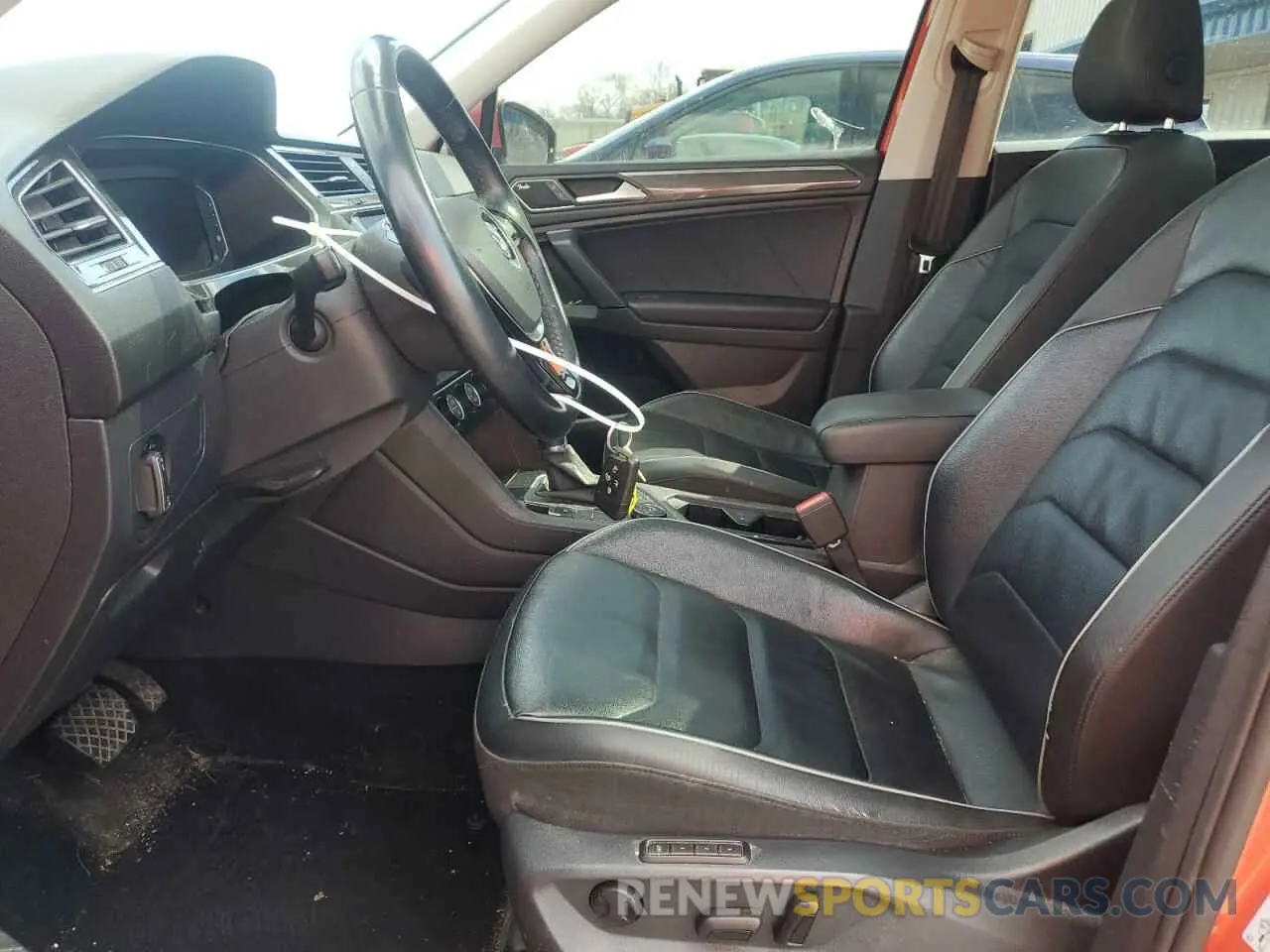 7 Photograph of a damaged car 3VV4B7AX4KM126301 VOLKSWAGEN TIGUAN 2019