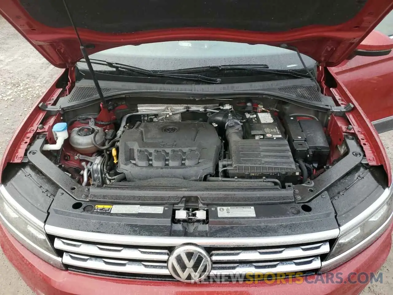 12 Photograph of a damaged car 3VV4B7AX5KM138649 VOLKSWAGEN TIGUAN 2019