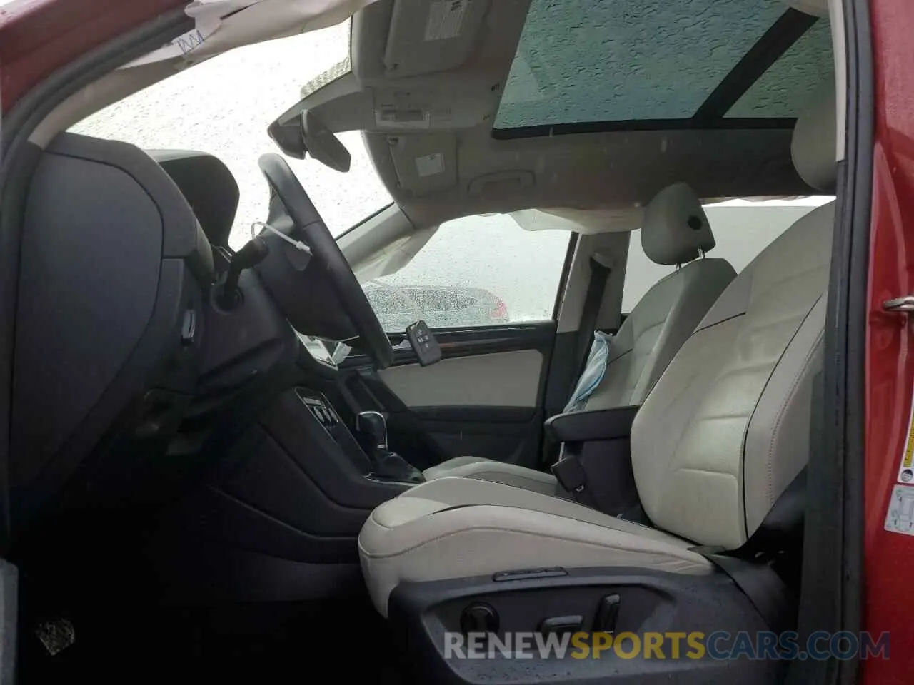 7 Photograph of a damaged car 3VV4B7AX5KM138649 VOLKSWAGEN TIGUAN 2019