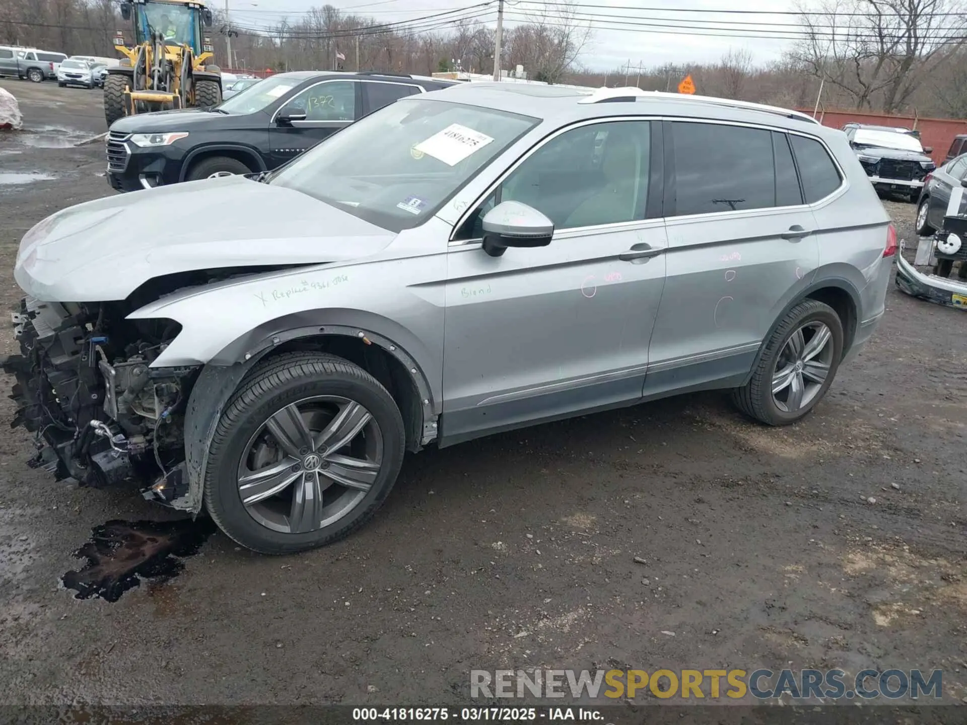 2 Photograph of a damaged car 3VV4B7AX5KM178620 VOLKSWAGEN TIGUAN 2019