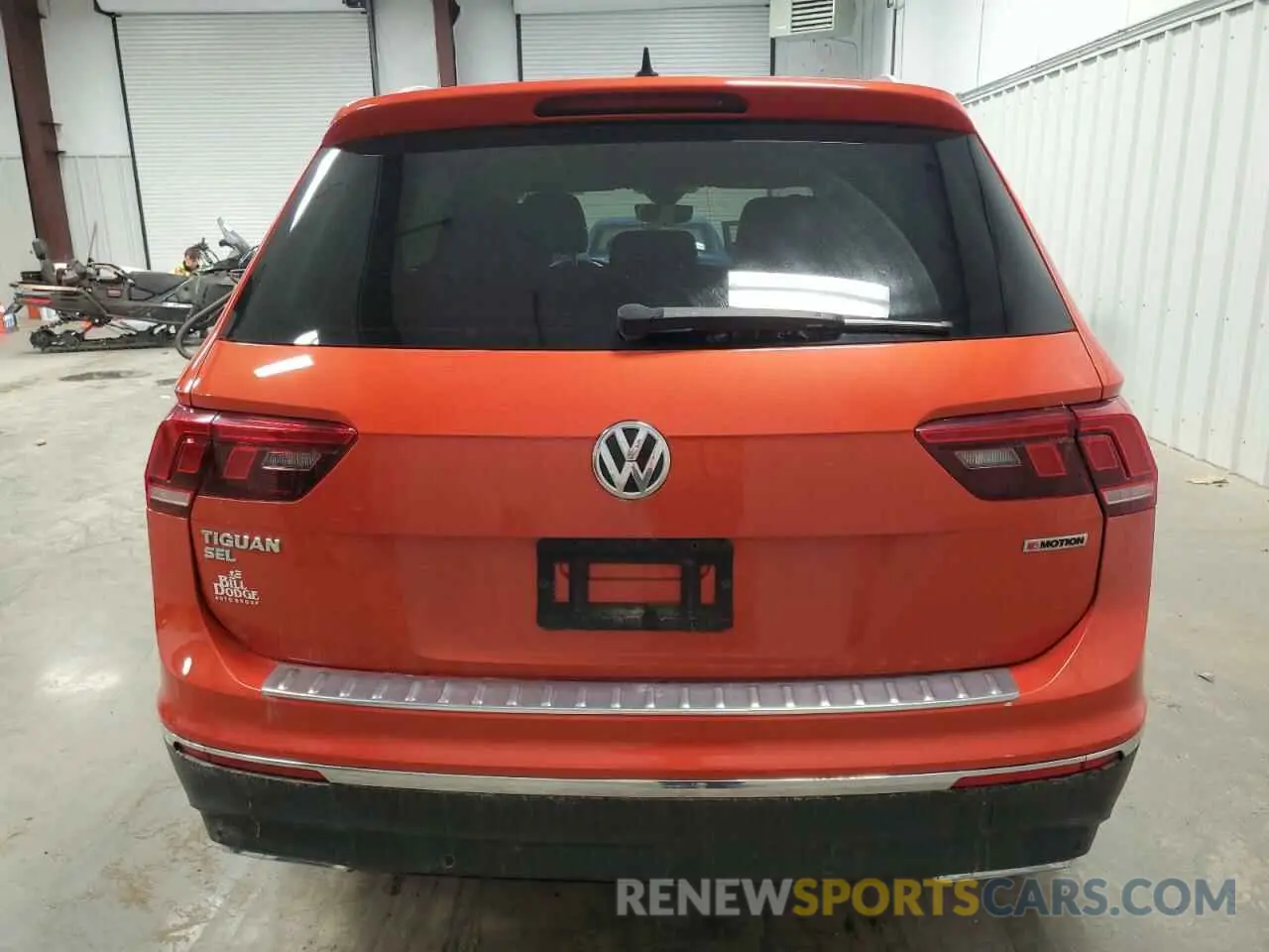 6 Photograph of a damaged car 3VV4B7AX6KM004524 VOLKSWAGEN TIGUAN 2019
