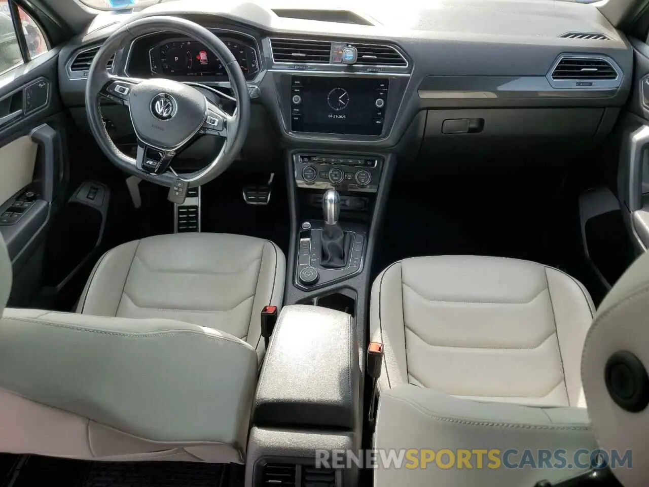 8 Photograph of a damaged car 3VV4B7AX6KM102565 VOLKSWAGEN TIGUAN 2019