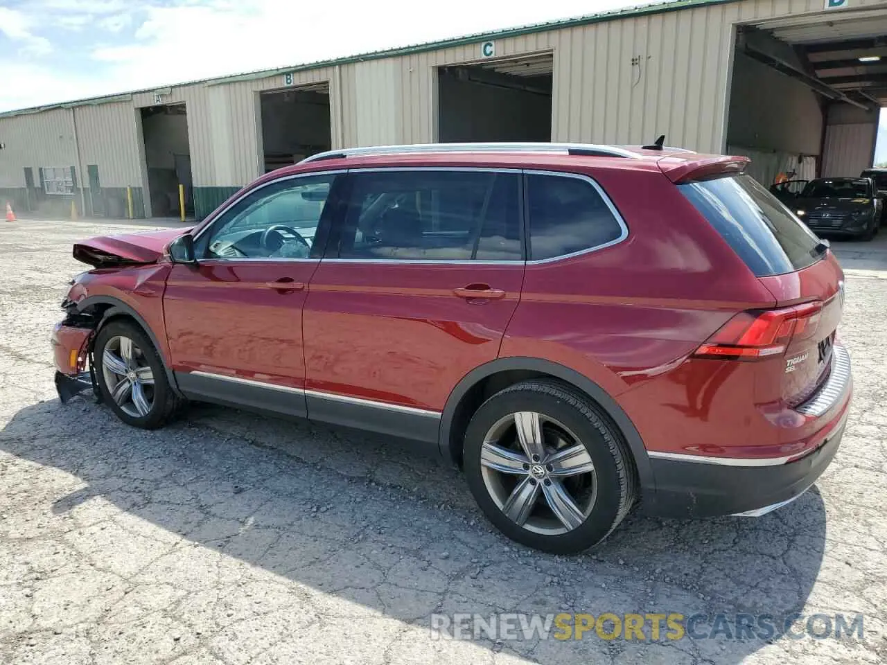 2 Photograph of a damaged car 3VV4B7AX7KM153959 VOLKSWAGEN TIGUAN 2019