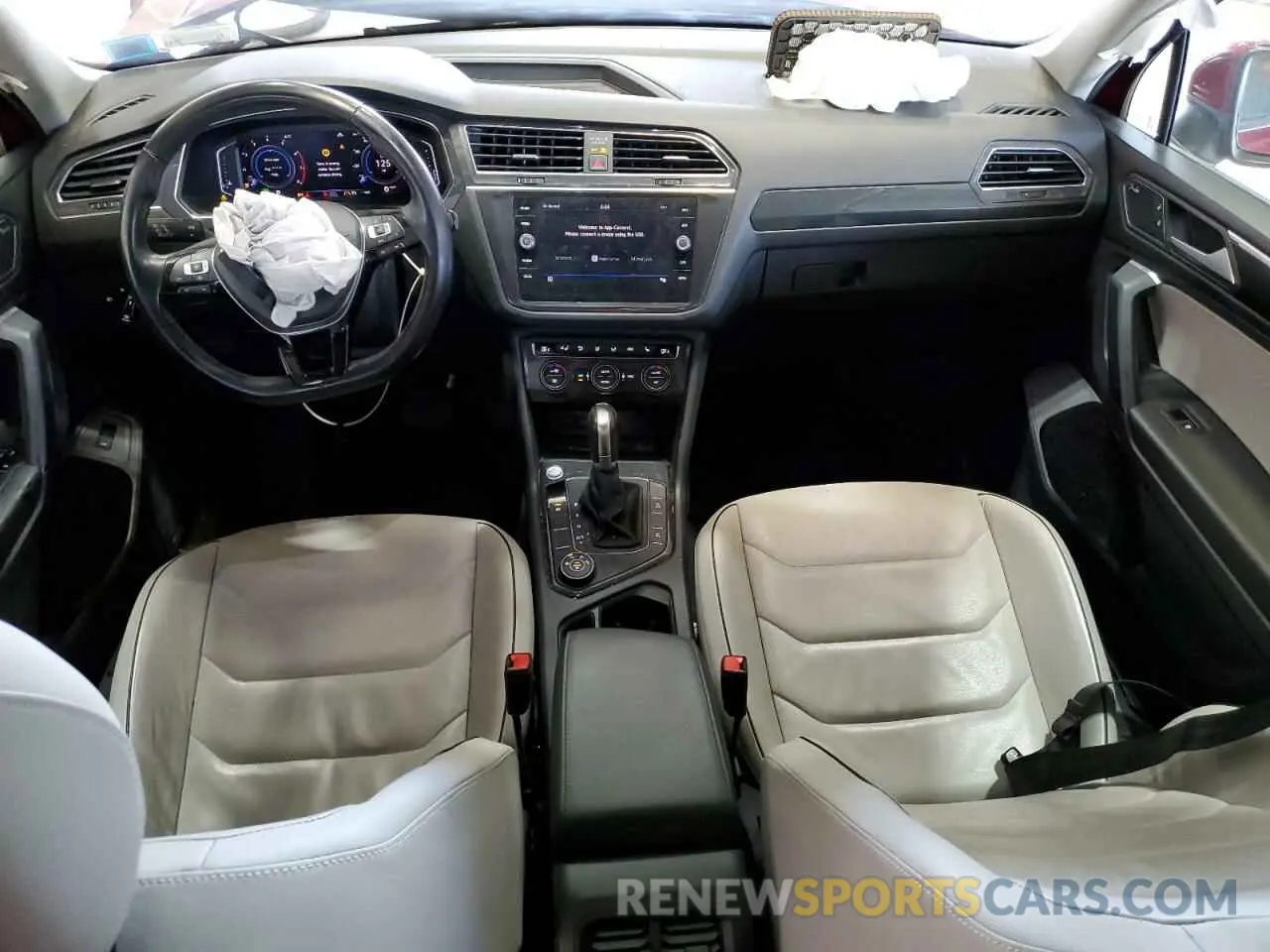 8 Photograph of a damaged car 3VV4B7AX7KM153959 VOLKSWAGEN TIGUAN 2019