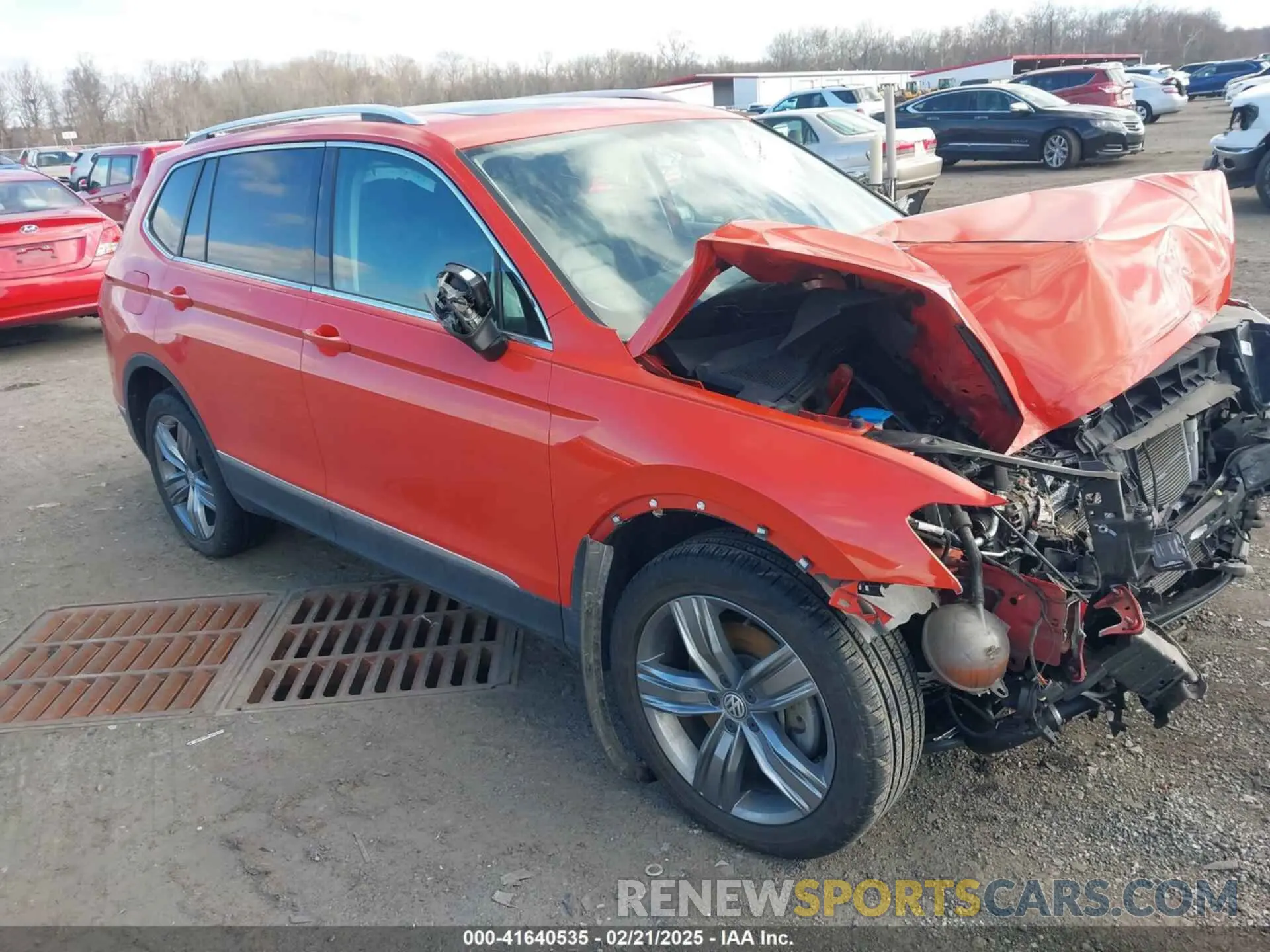 1 Photograph of a damaged car 3VV4B7AX9KM068380 VOLKSWAGEN TIGUAN 2019
