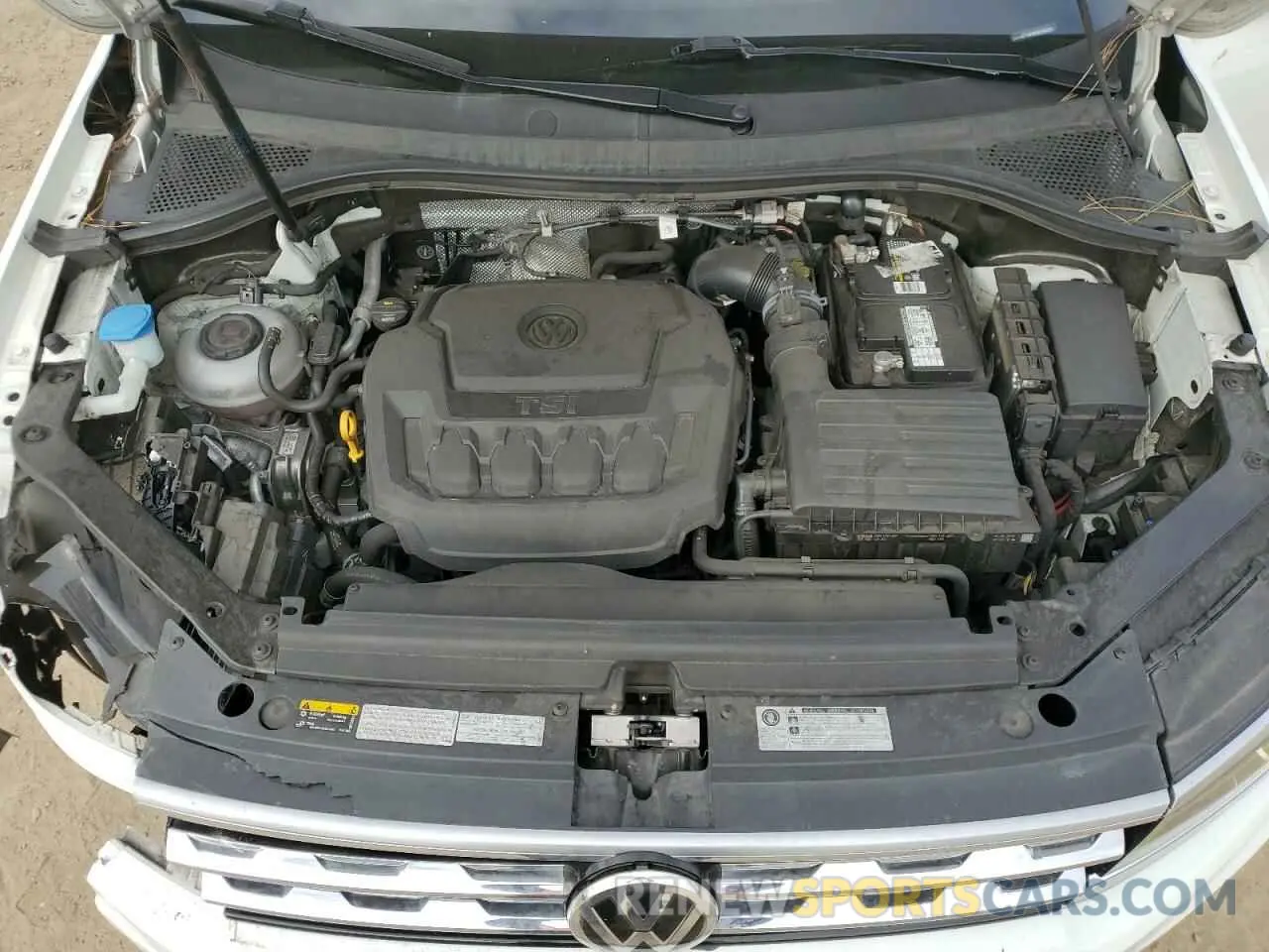 14 Photograph of a damaged car 3VV4B7AX9KM156202 VOLKSWAGEN TIGUAN 2019