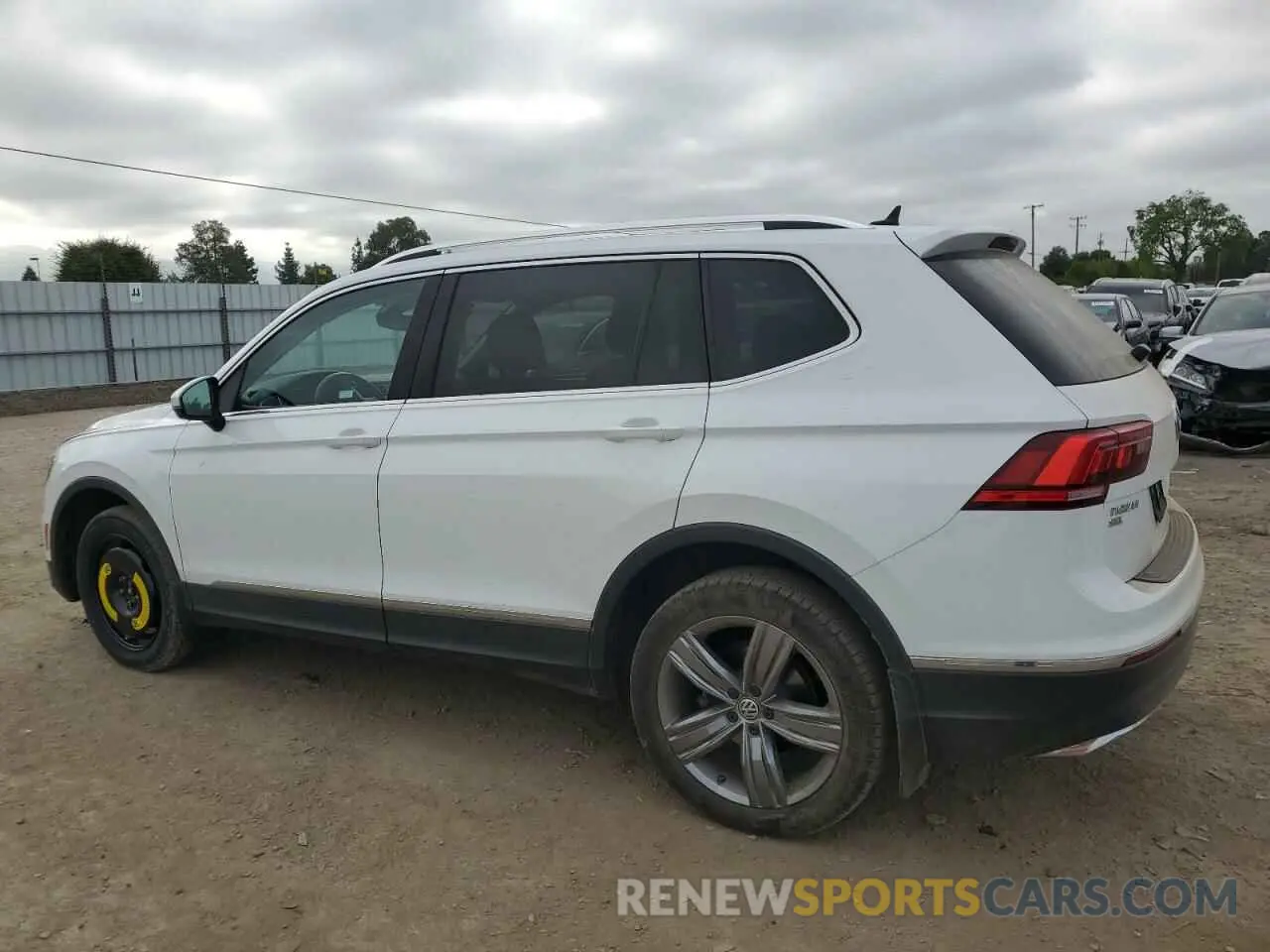 2 Photograph of a damaged car 3VV4B7AX9KM156202 VOLKSWAGEN TIGUAN 2019