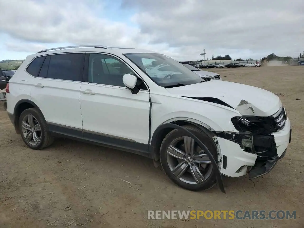 4 Photograph of a damaged car 3VV4B7AX9KM156202 VOLKSWAGEN TIGUAN 2019