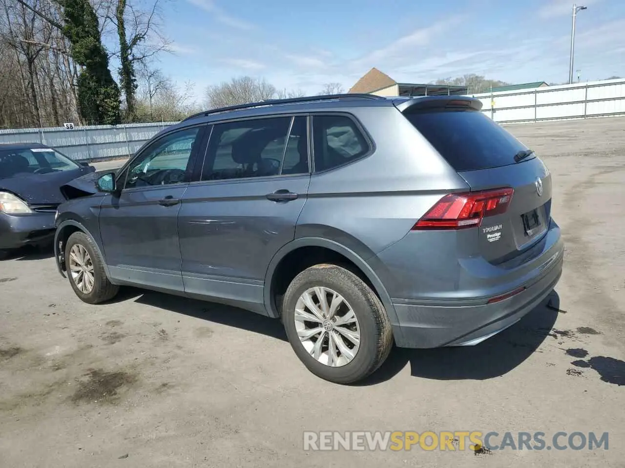 2 Photograph of a damaged car 3VV0B7AX2LM076093 VOLKSWAGEN TIGUAN 2020